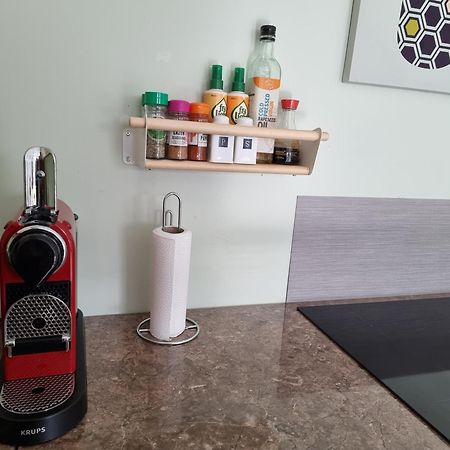 Brownstown Spacious Curragh 2-Bed Apartment With Own Entrance מראה חיצוני תמונה